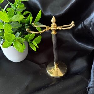 Vintage Mens Razor Stand